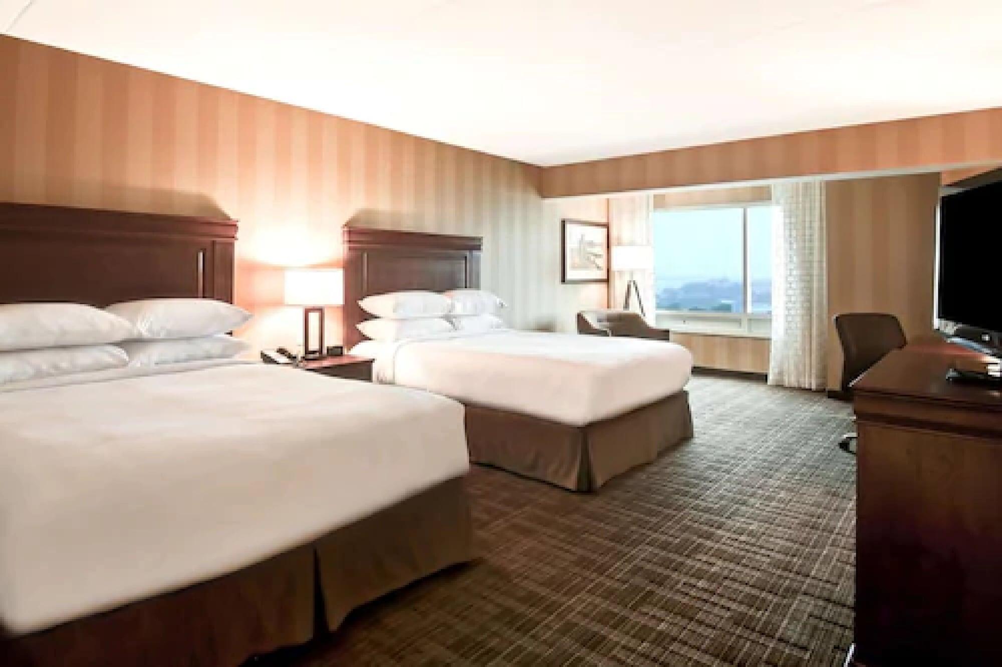 Doubletree Fallsview Resort & Spa By Hilton - Niagara Falls Exterior photo