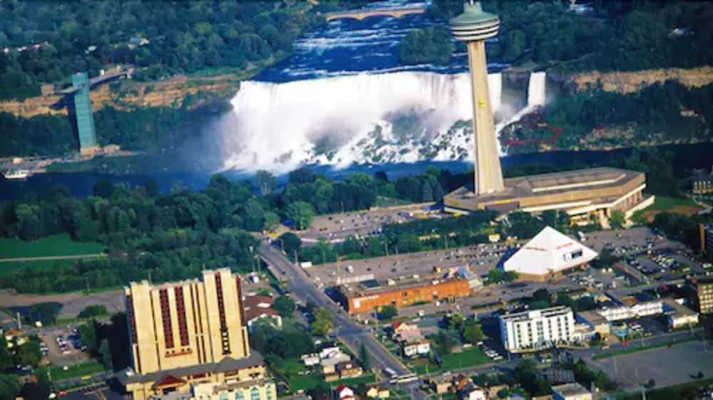 Doubletree Fallsview Resort & Spa By Hilton - Niagara Falls Exterior photo