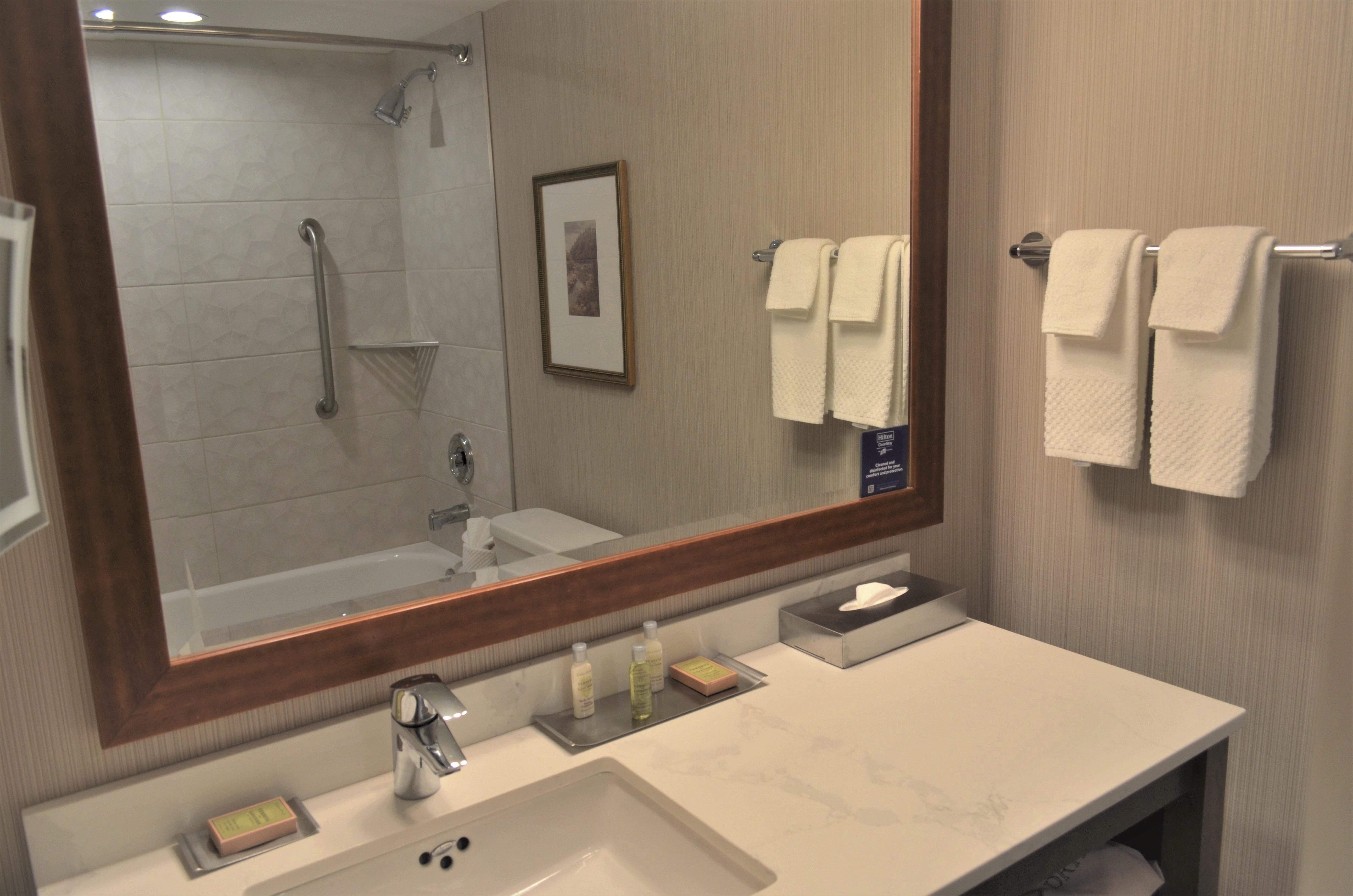 Doubletree Fallsview Resort & Spa By Hilton - Niagara Falls Exterior photo