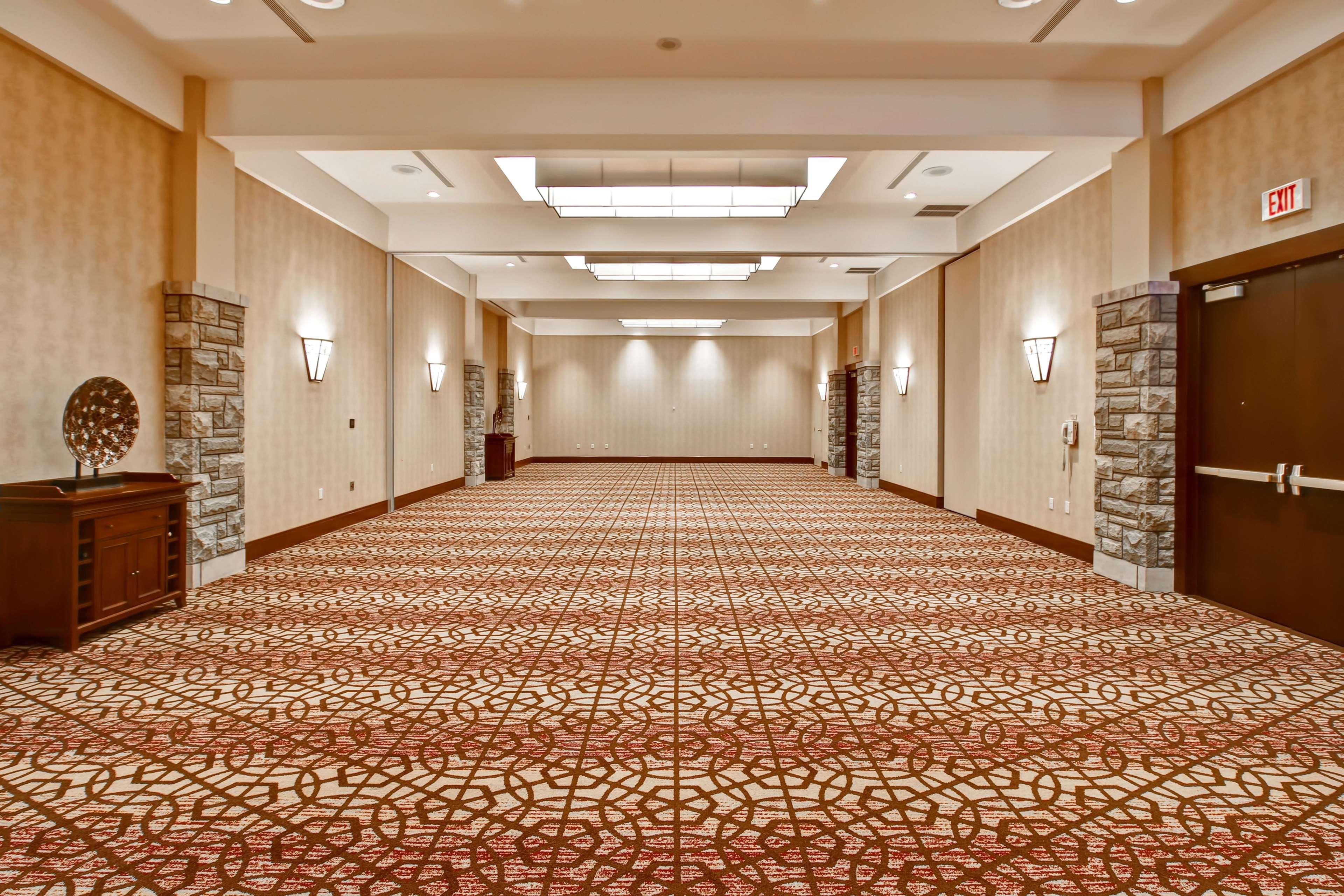 Doubletree Fallsview Resort & Spa By Hilton - Niagara Falls Exterior photo