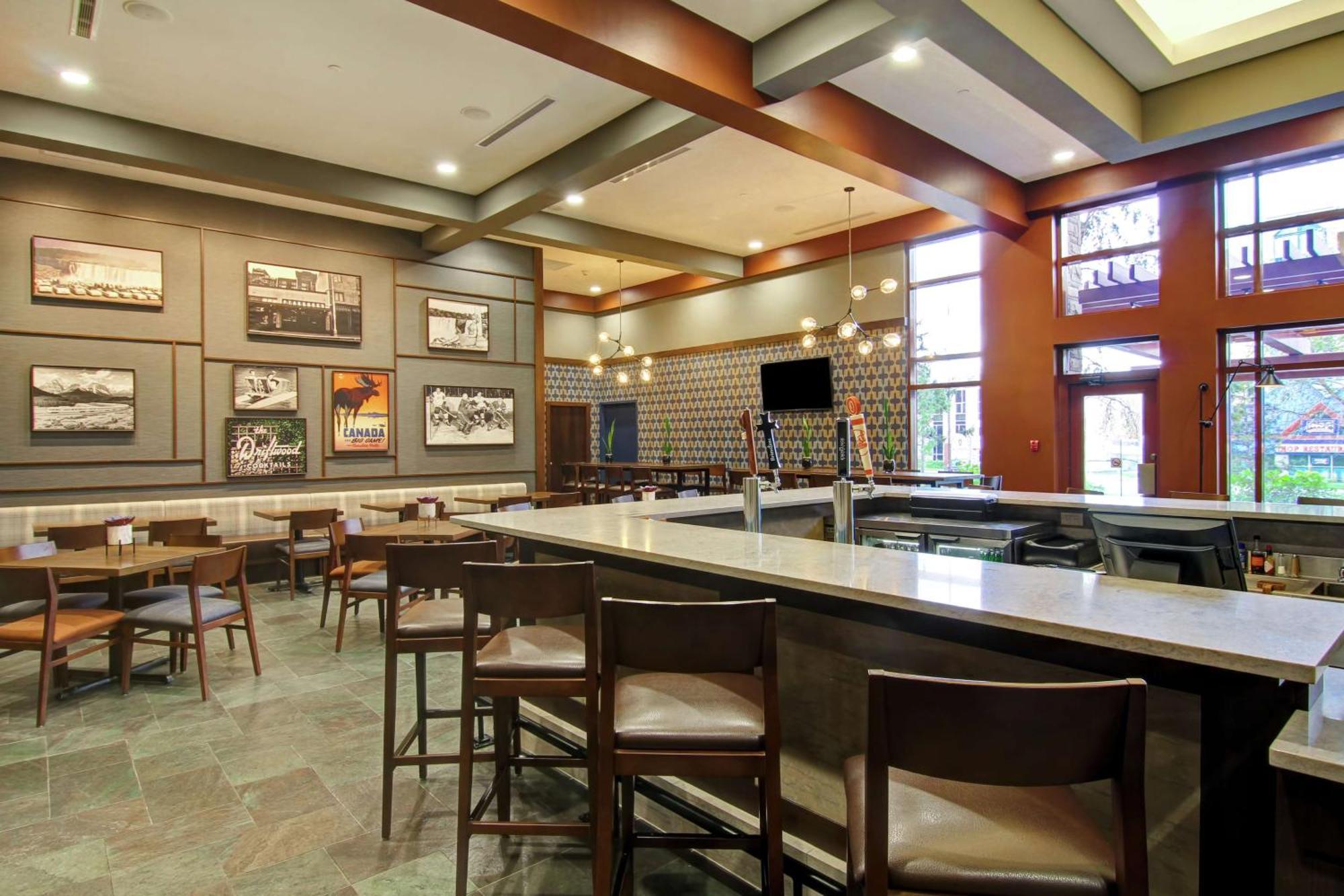 Doubletree Fallsview Resort & Spa By Hilton - Niagara Falls Exterior photo