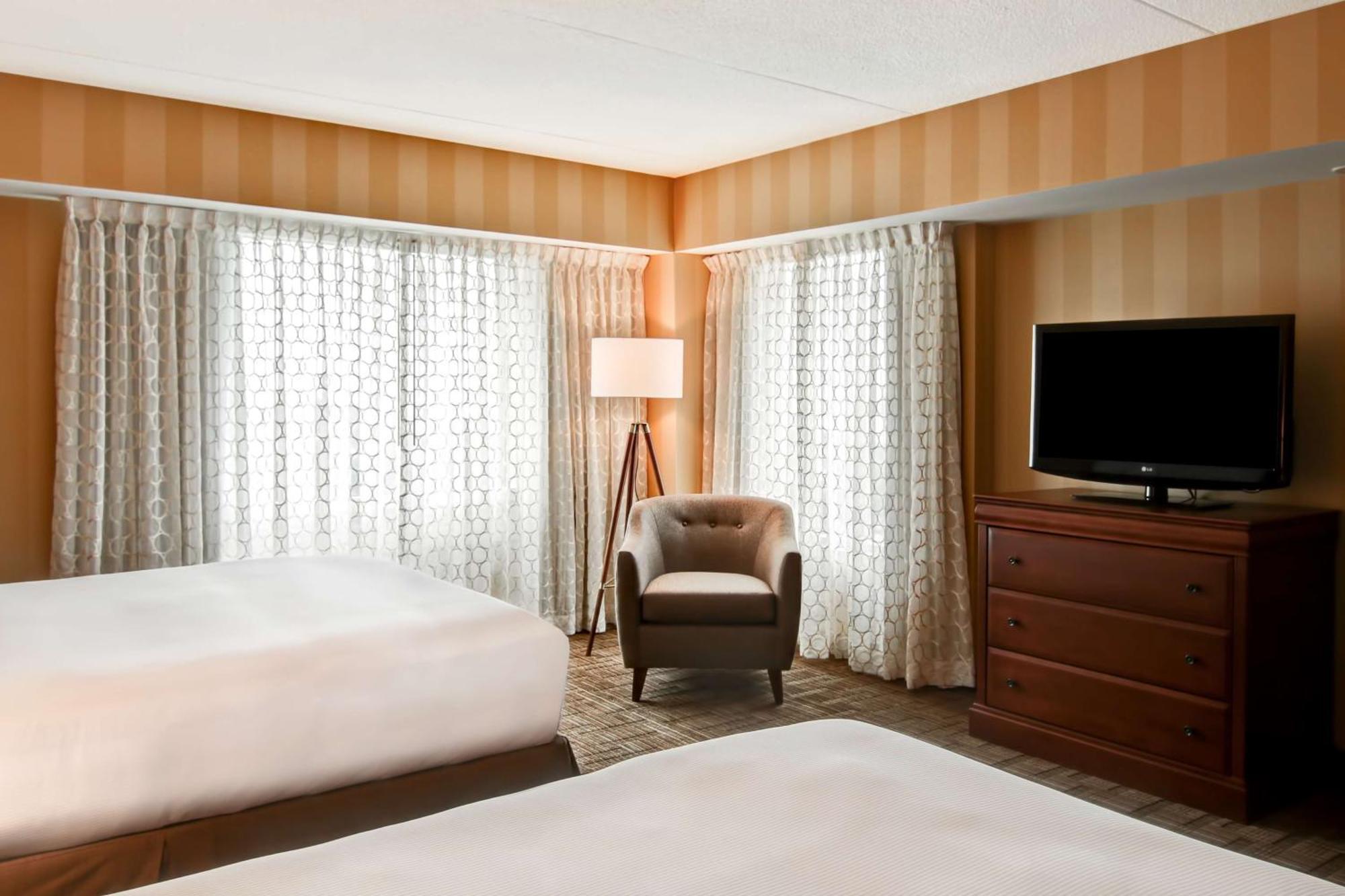 Doubletree Fallsview Resort & Spa By Hilton - Niagara Falls Exterior photo