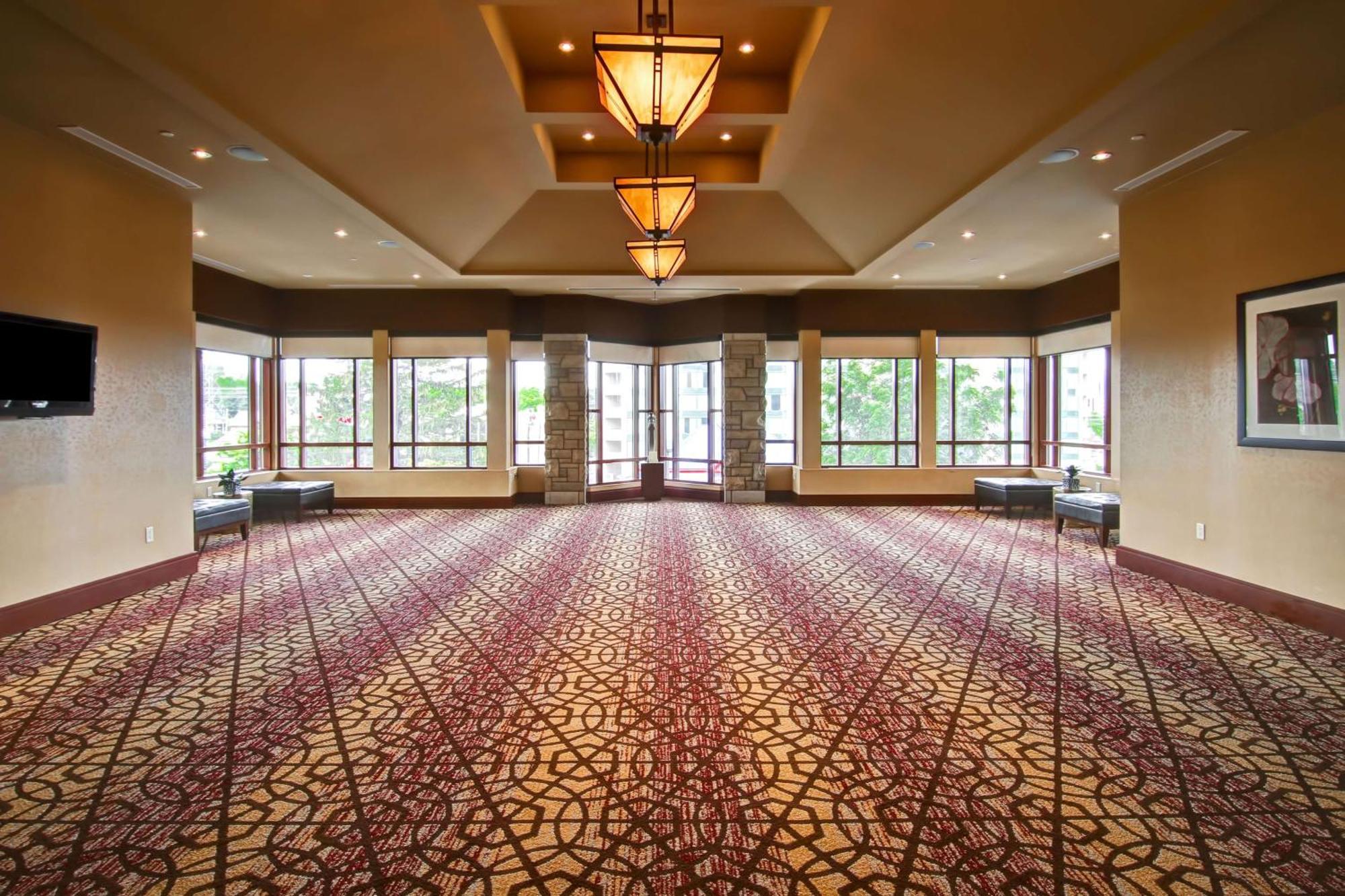 Doubletree Fallsview Resort & Spa By Hilton - Niagara Falls Exterior photo